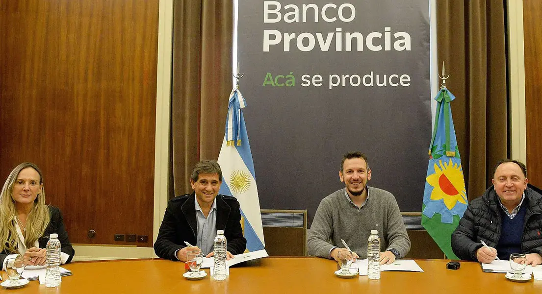 Convenio para comprar un ecógrafo para el hospital