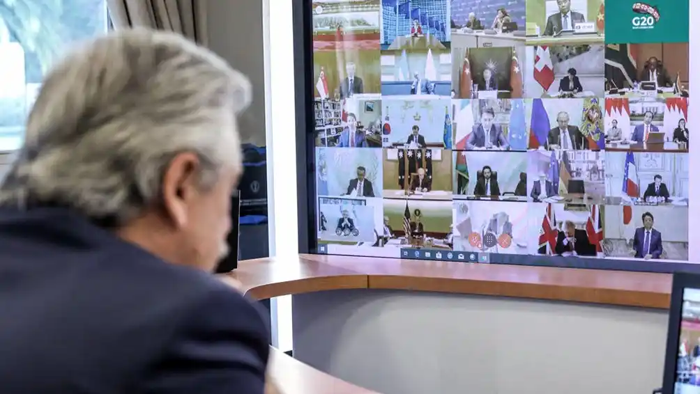 “Ustedes hacen historia”, les dijo el Presidente a los profesionales del Instituto Malbrán