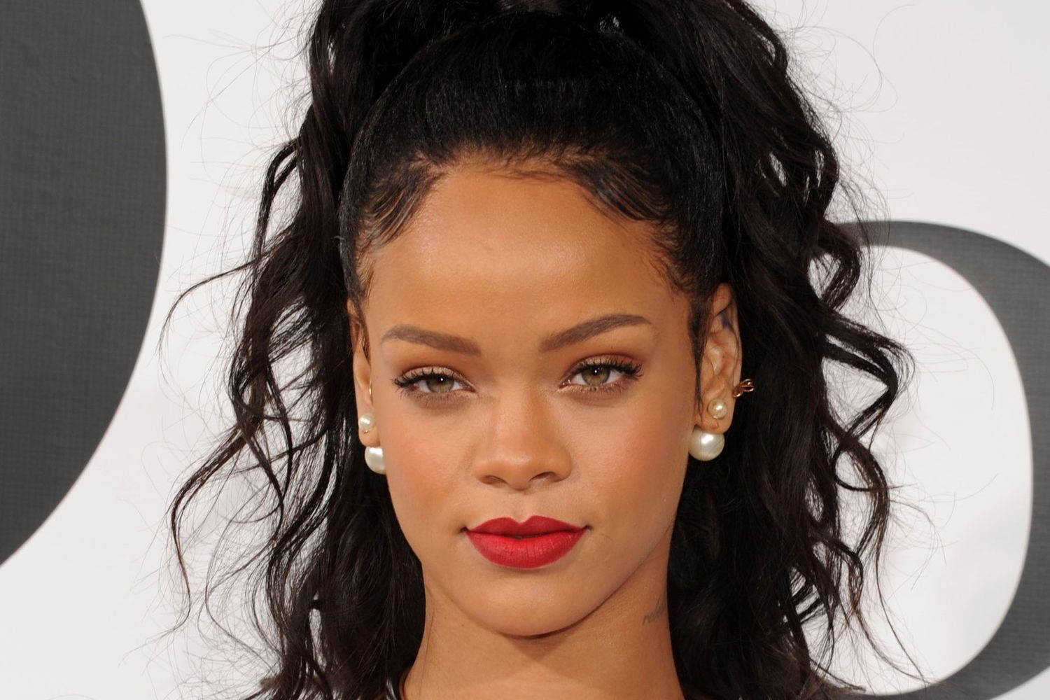 Acusaron a Rihanna de apropiación cultural