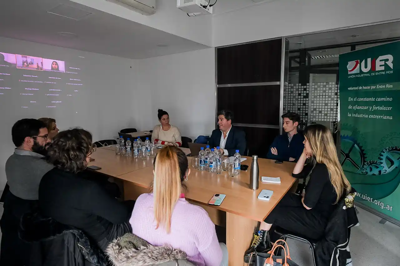 La Municipalidad presentó ante la UIER el programa Te Conecto