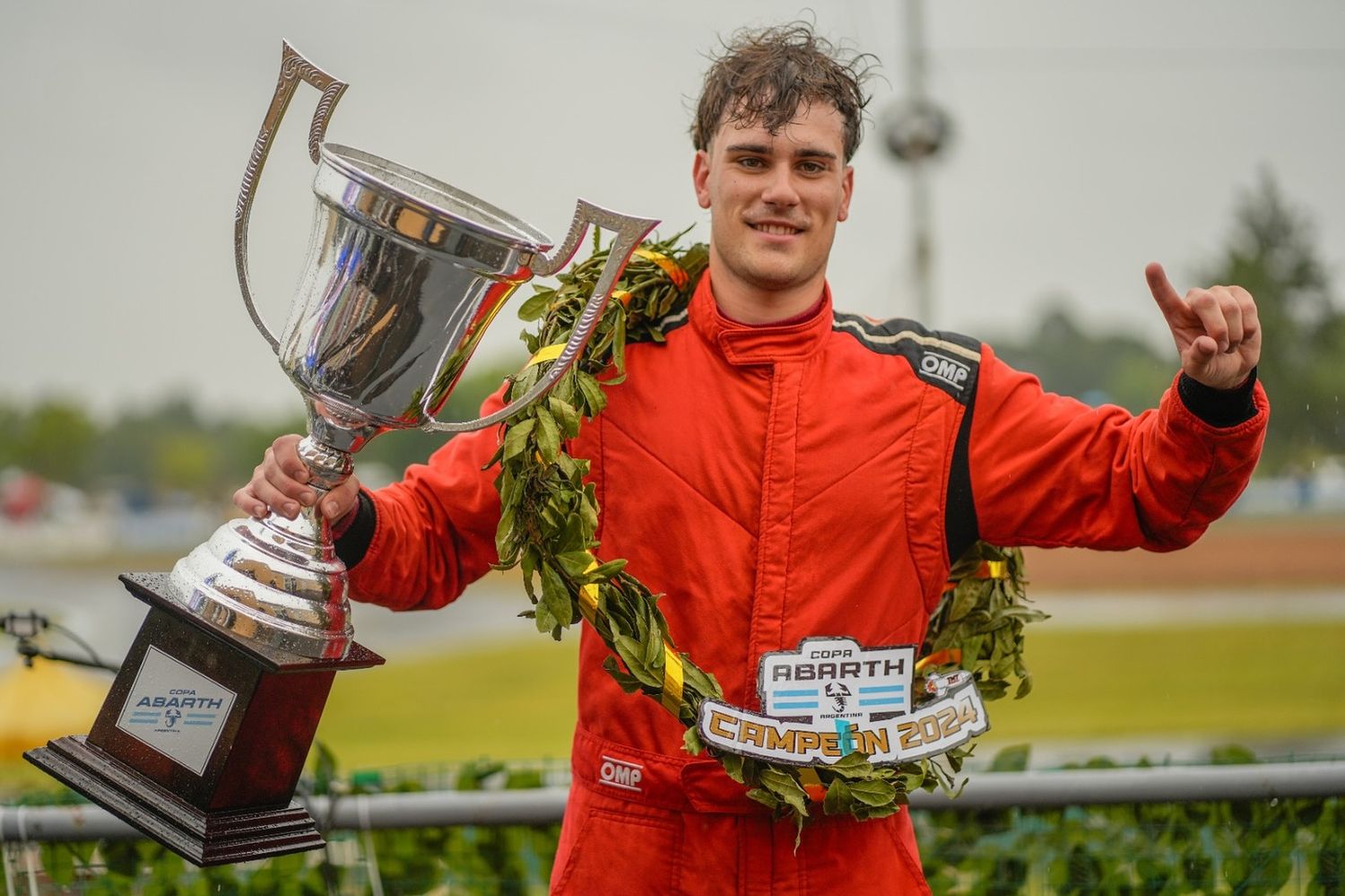 Santiago Vaira se consagró campeón de la Copa Abarth, divisional telonera del Turismo Nacional y de esta manera se convirtió en el primer campeón argentino de automovilismo de la historia de nuestra ciudad.