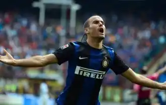 Inter y Napoli debutaron con una victoria en el Calcio