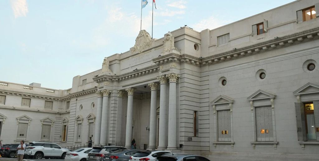 La Legislatura recibió doce mensajes con los pliegos judiciales. Foto: Fernando Nicola
