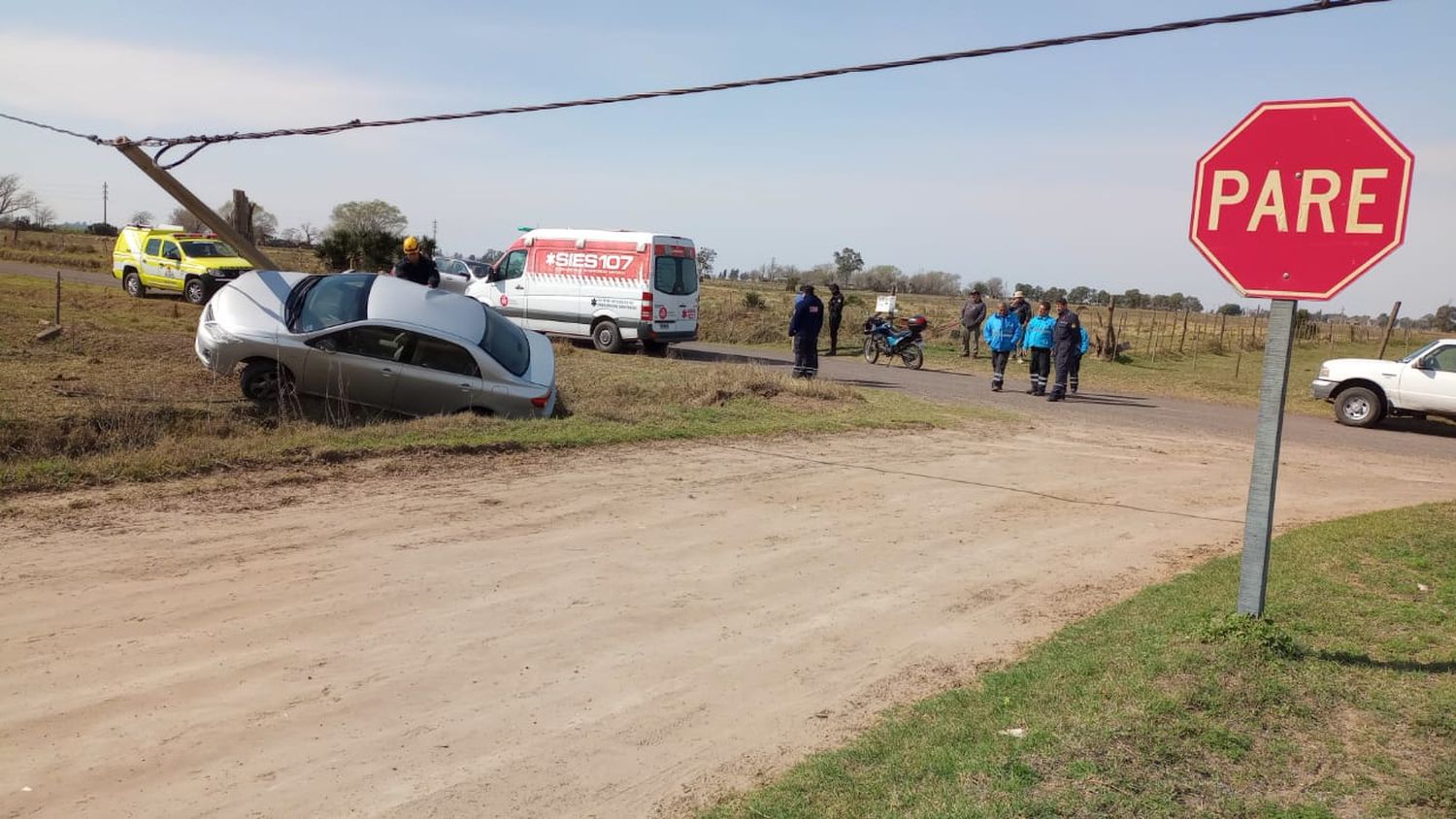 Fuerte accidente en Güemes y M. Alberdi (ex 40).