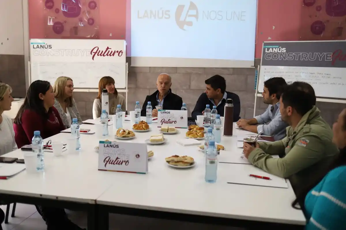 Grindetti presentó el programa "Lanús construye futuro" pensado "para generar igualdad" 