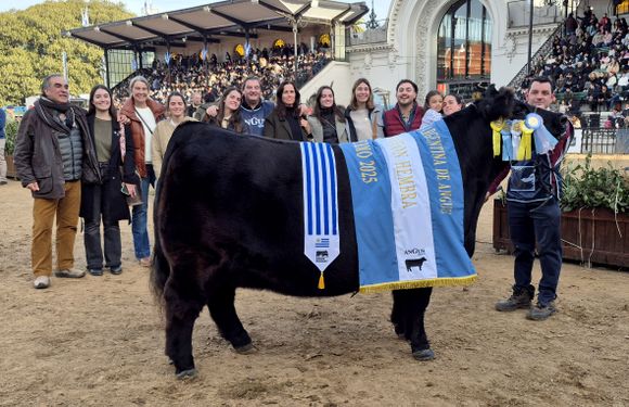 Detrás de toda Bi Gran Campeona hay una gran cabañera