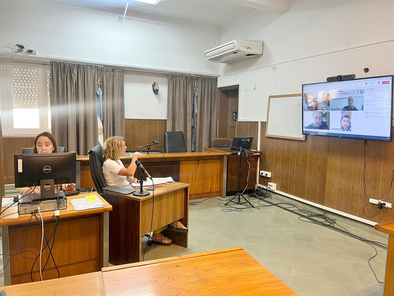 Entre virtual y presencial. Se realizó la audiencia para sellar el acuerdo de juicio abreviado en la sala del Tribunal Criminal