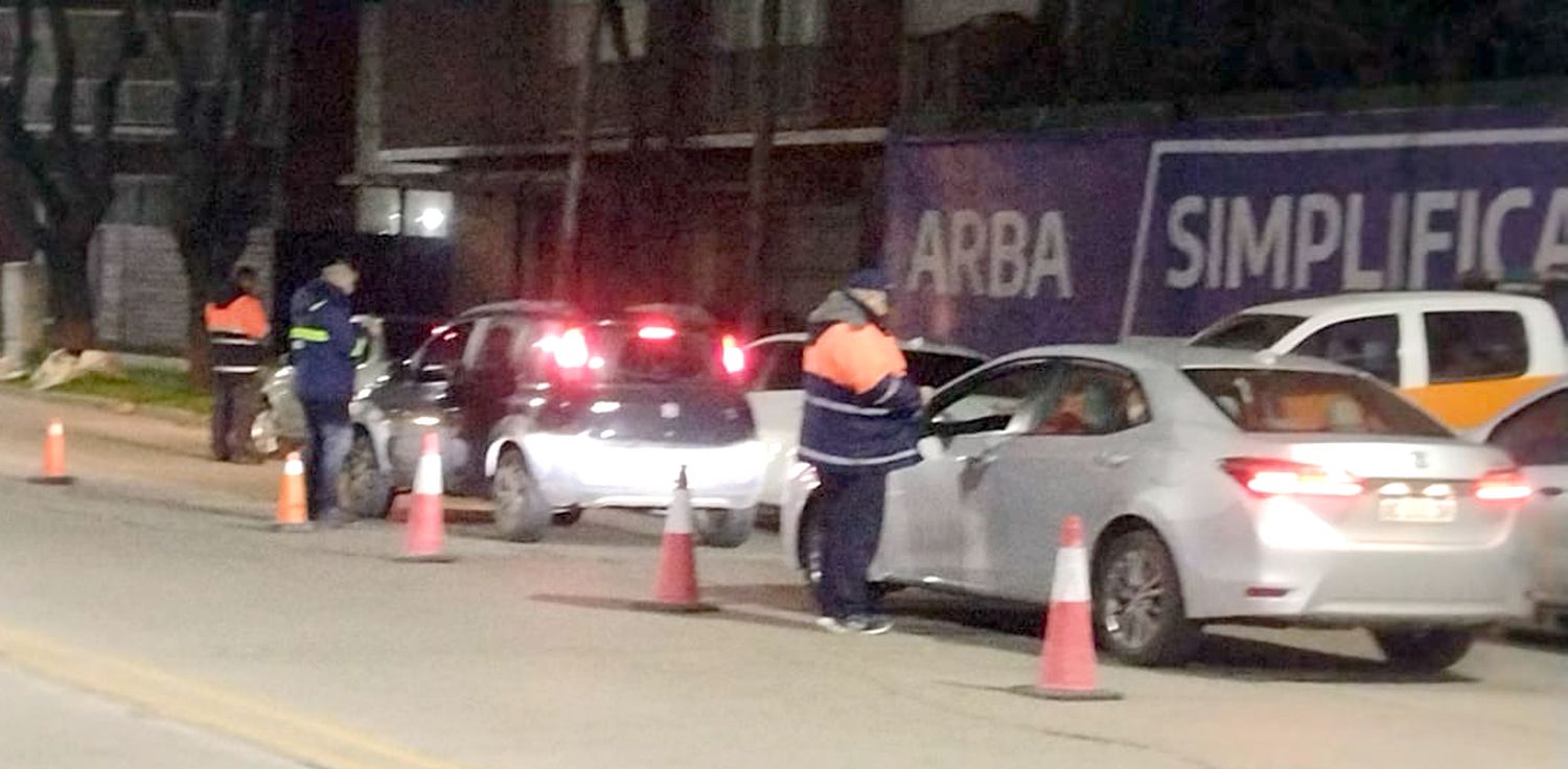 En Diagonal San Martín. Tuvo lugar uno de los operativos de nocurnidad