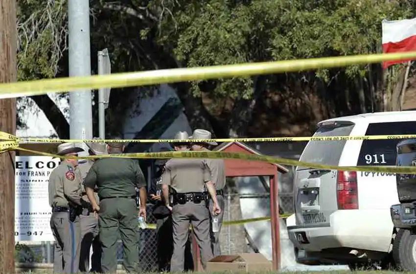 La fuerza aérea no registró los antecedentes violentos del asesino de Texas