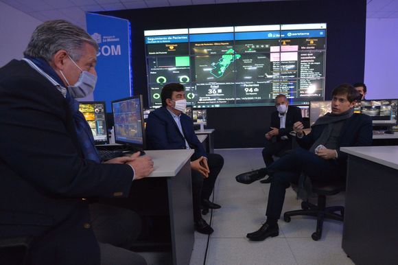 Kicillof: "Estamos recuperando el sistema de salud y actuando para que la propagación del virus sea más lenta"