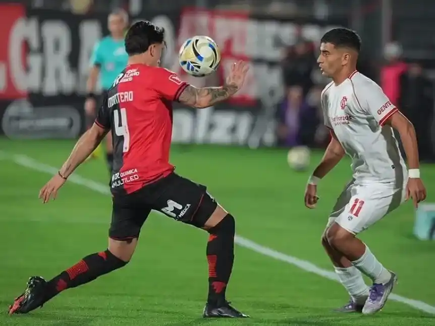 Barracas lo dio vuelta con un penal polémico y superó a Newell's en el Coloso