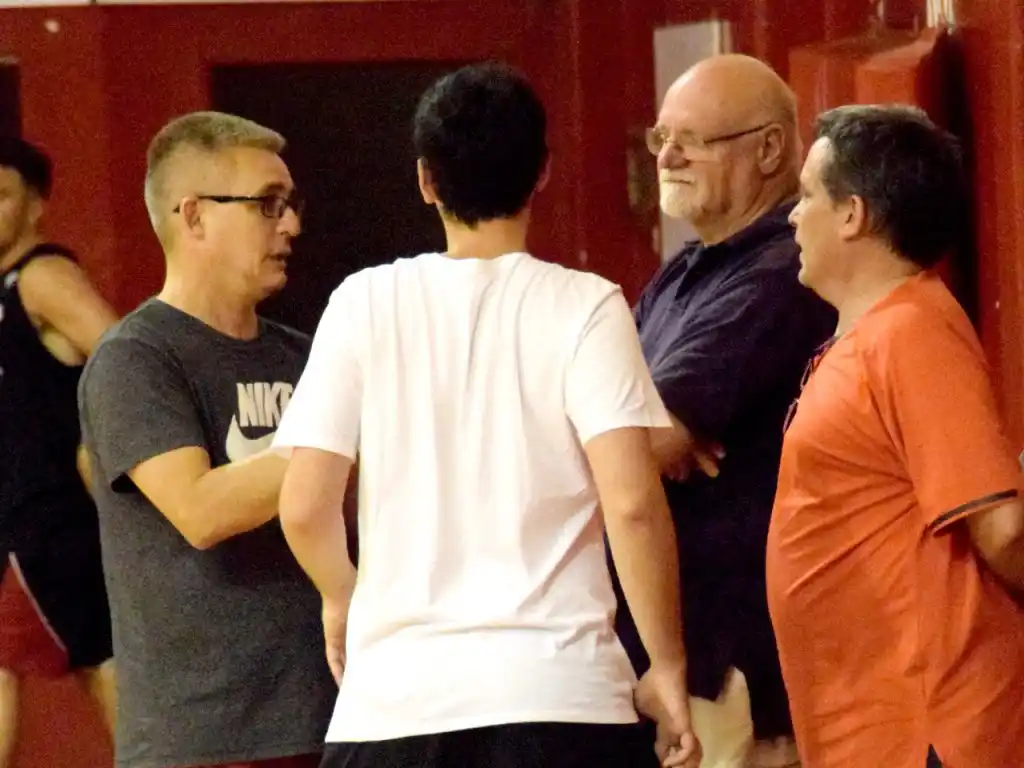 Independiente de Zárate, otro integrante de la zona B