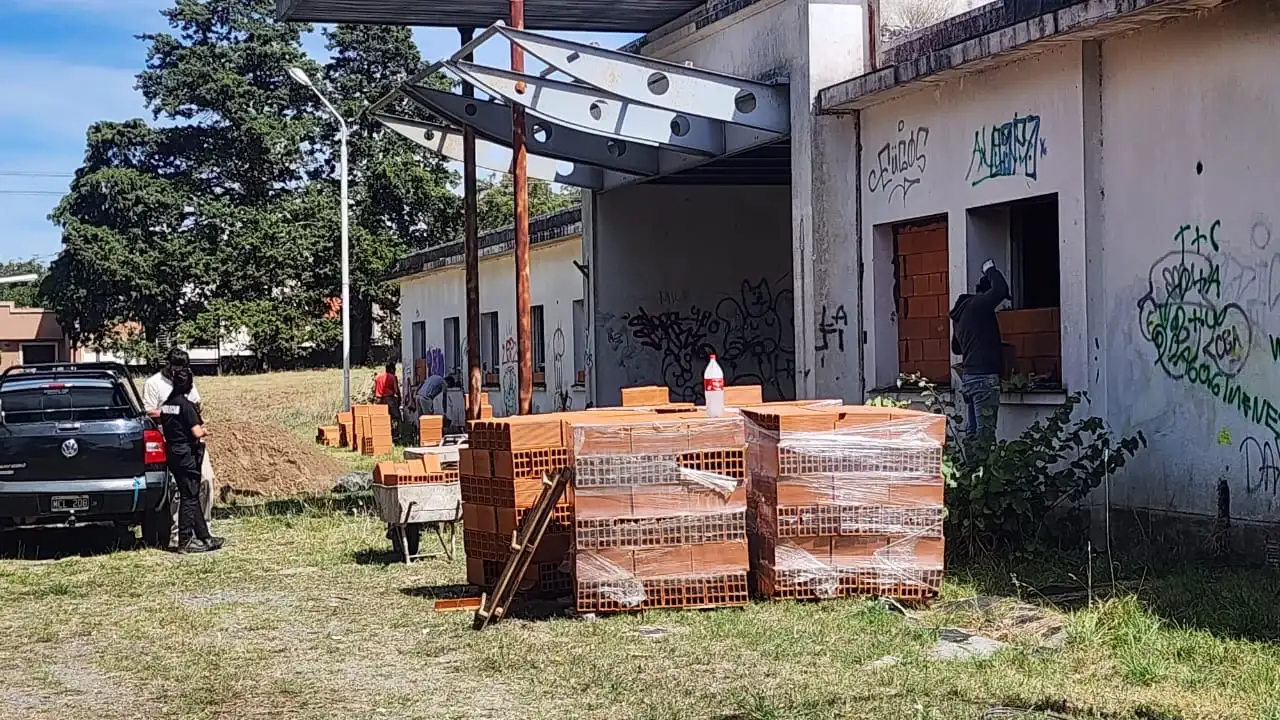 El cerramiento comenzó a realizarse el lunes.