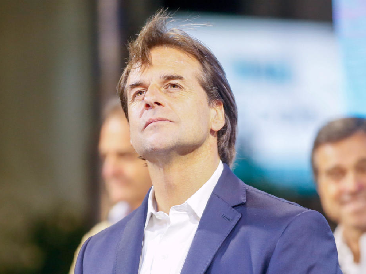 Lacalle Pou busca que 100 mil argentinos se muden a Uruguay