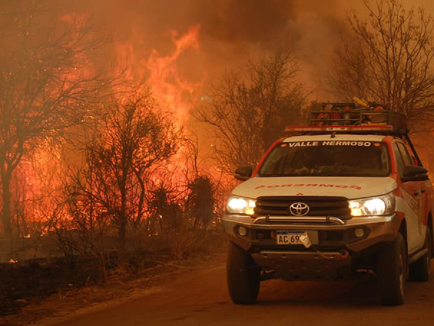 Capilla del Monte: se reinició el incendio