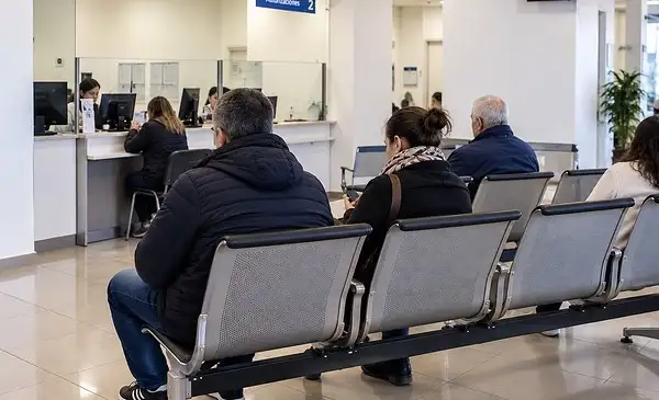 La causa se encuentra a cargo del fiscal Carlos Martínez, con la intervención de los auxiliares fiscales Agustín Roldán y María Victoria Piro.