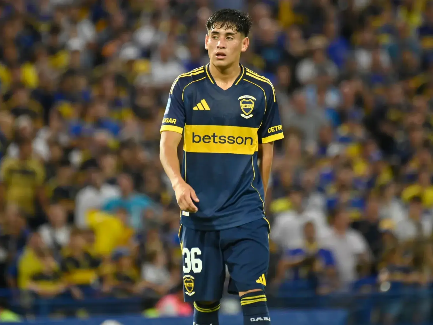 Preocupación en Boca: Tomás Aranda sufrió una fractura de peroné y deberá ser operado