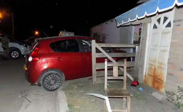 Le recriminaron que había chocado a un perro y enojado los atropelló