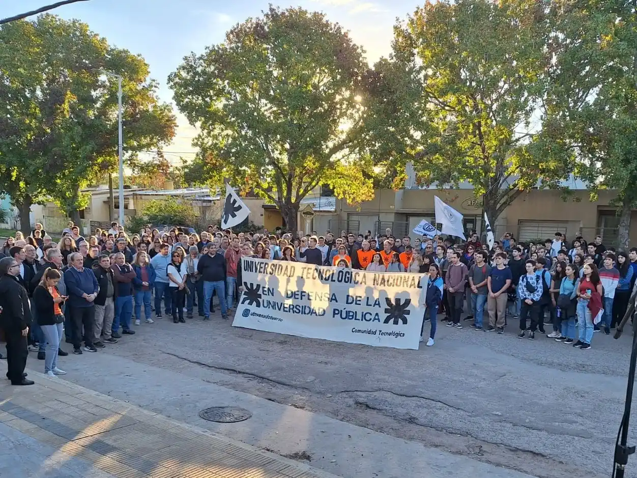 Nueva movilización en la UTN Facultad Regional Venado Tuerto.