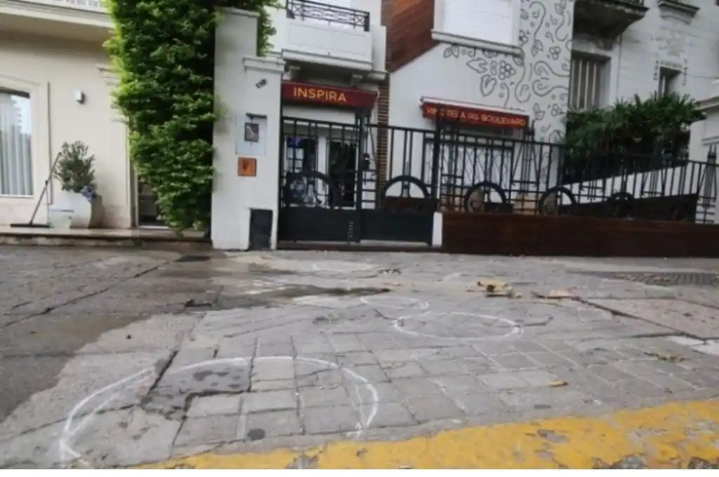 Atacaron a balazos una vinoteca en Rosario