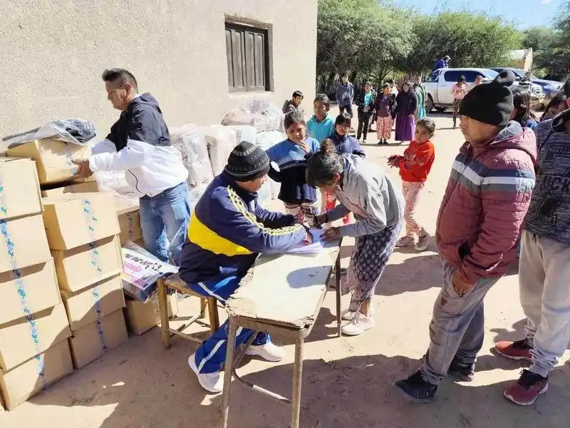 Nueva entrega de módulos alimentarios a aborígenes