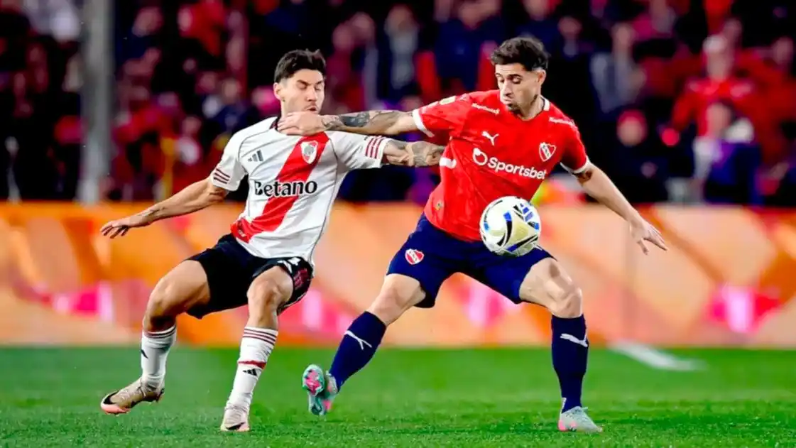 Con el VAR como protagonista, Independiente y River igualaron sin goles