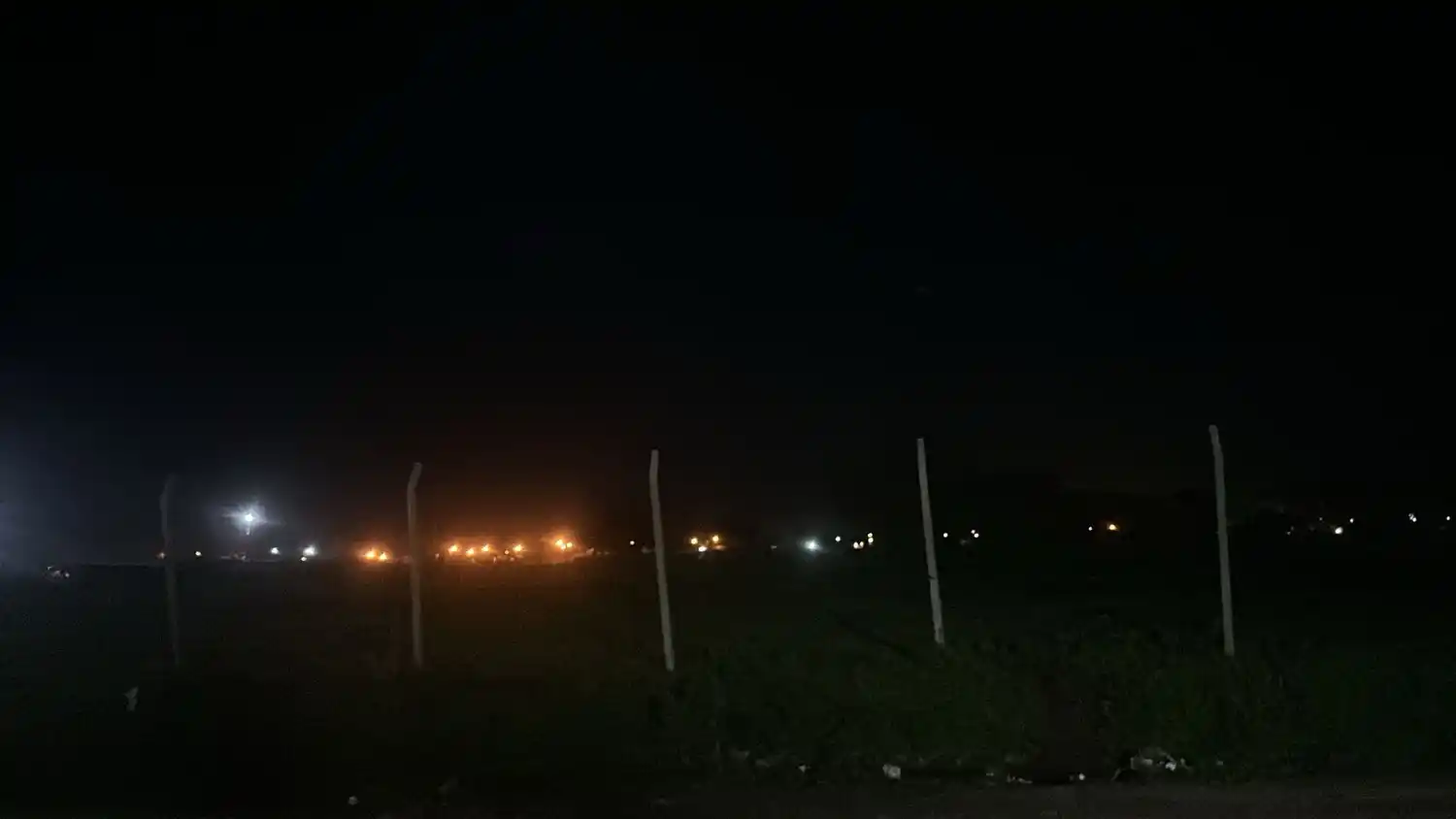 Vecinos reclaman por falta de luminaria en calle 56