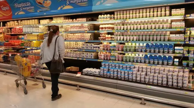 Se profundiza la recesión: caen las ventas en shoppings y supermercados