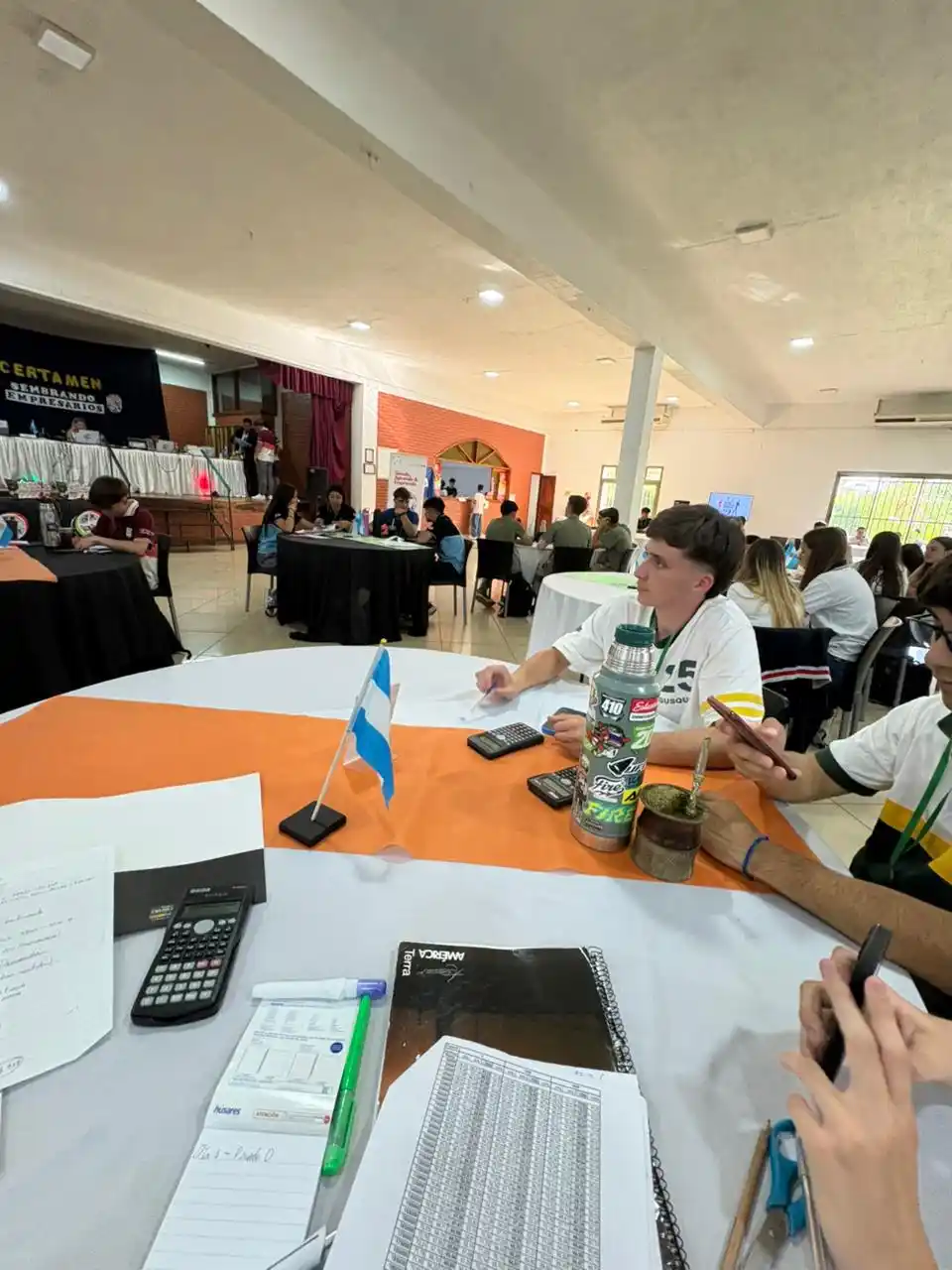 Francisco Lungo, Jeremías Albertengo, Mateo Quinteros y Santiago Lungo - Alumnos de Egusquiza Salieron campeones nacionales en el certamen “Sembrando Empresarios” - 5