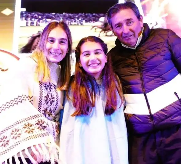 Luz Ocampo junto María Denaday y Gabriel Irusta.