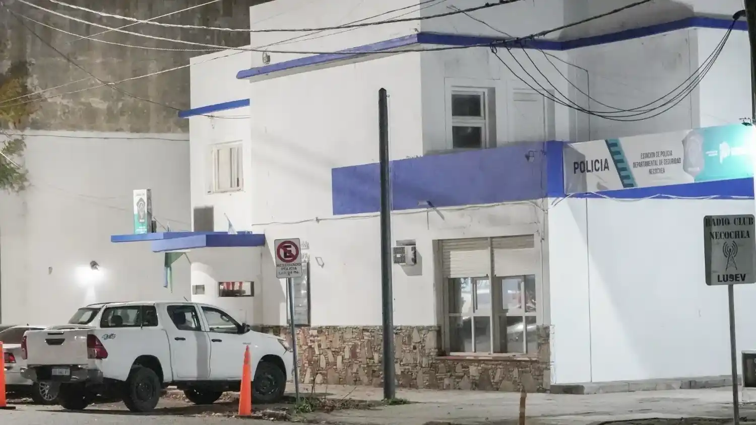 En Comisaría Primera permanece alojado uno de los hombres