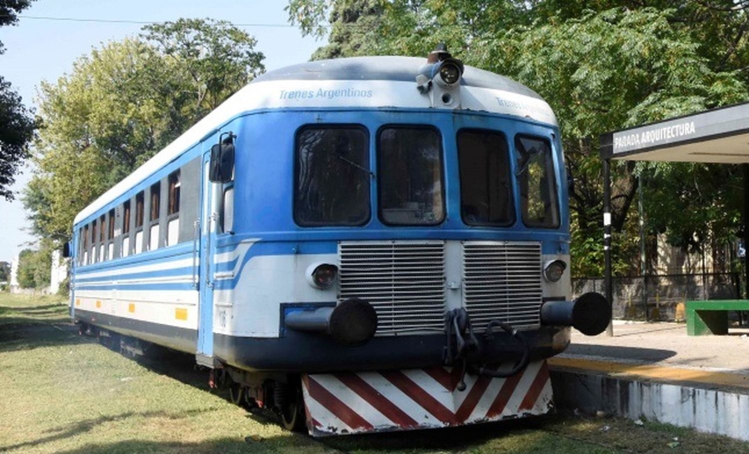 Kicillof inaugura nuevo tramo del Tren Universitario en La Plata