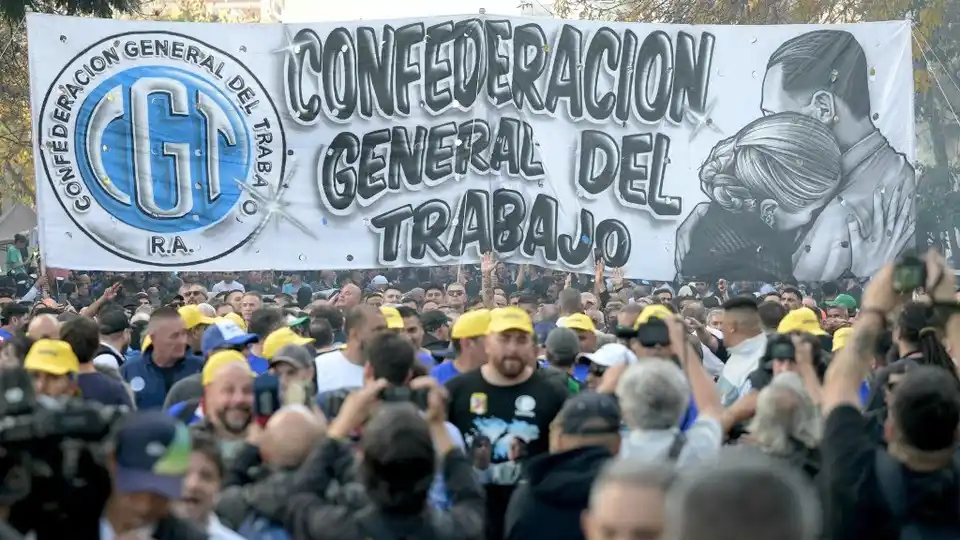 Restringir el derecho. Para los dirigentes sindicales el gobierno de Milei intenta recortar derechos constitucionales