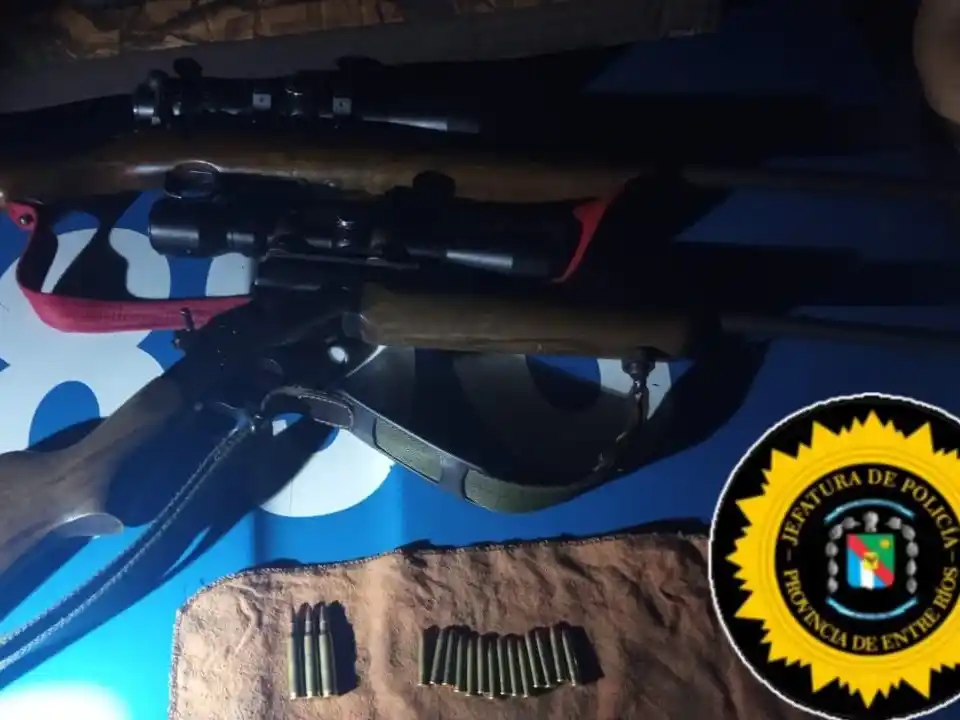 Hallazgo de vehículo abandonado derivó en el secuestro de armas de fuego