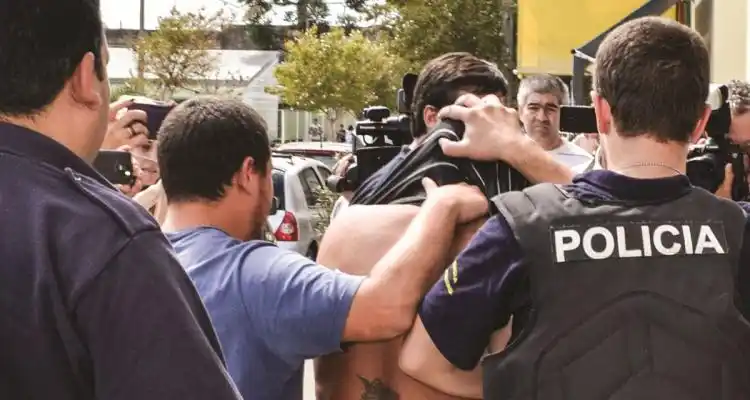 Ulises Fernández espera en el Penal