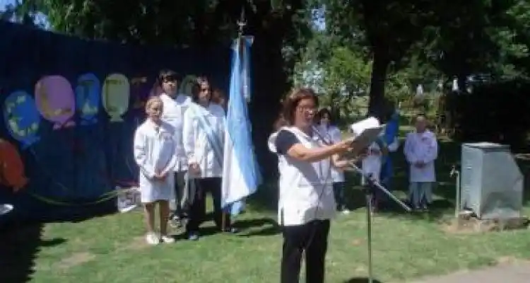Otra escuela Centenaria