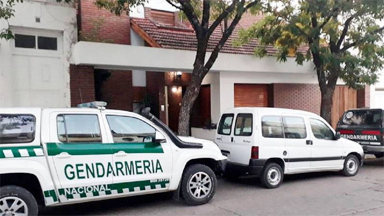 Allanaron el domicilio de un asesor contable de la empresa