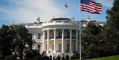 EE.UU. suspende solicitudes de residencia y asilo para ciudadanos de 19 países