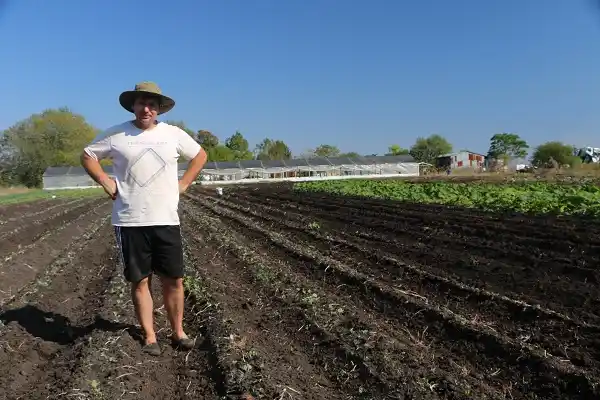 “Lo que produzco es mucho más sabroso que lo que llega del Mercado Central”