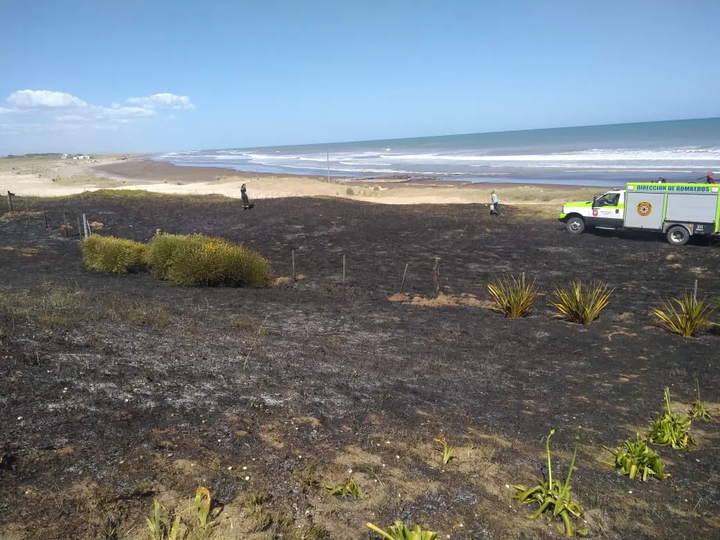 Se quemaron cuatro hectáreas en la zona del Balneario Los Ángeles