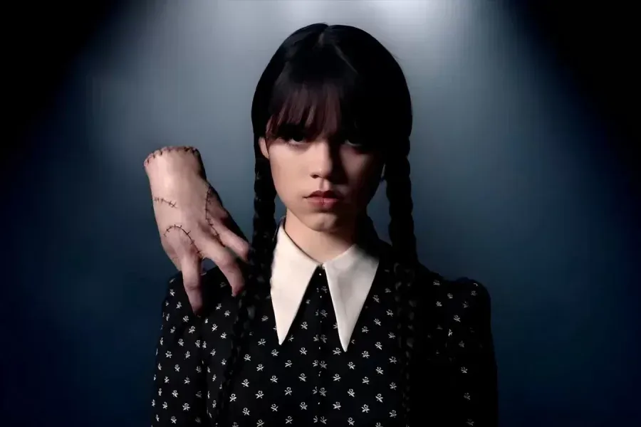 Netflix confirmó que la aclamada serie "Merlina" tendrá una segunda temporada