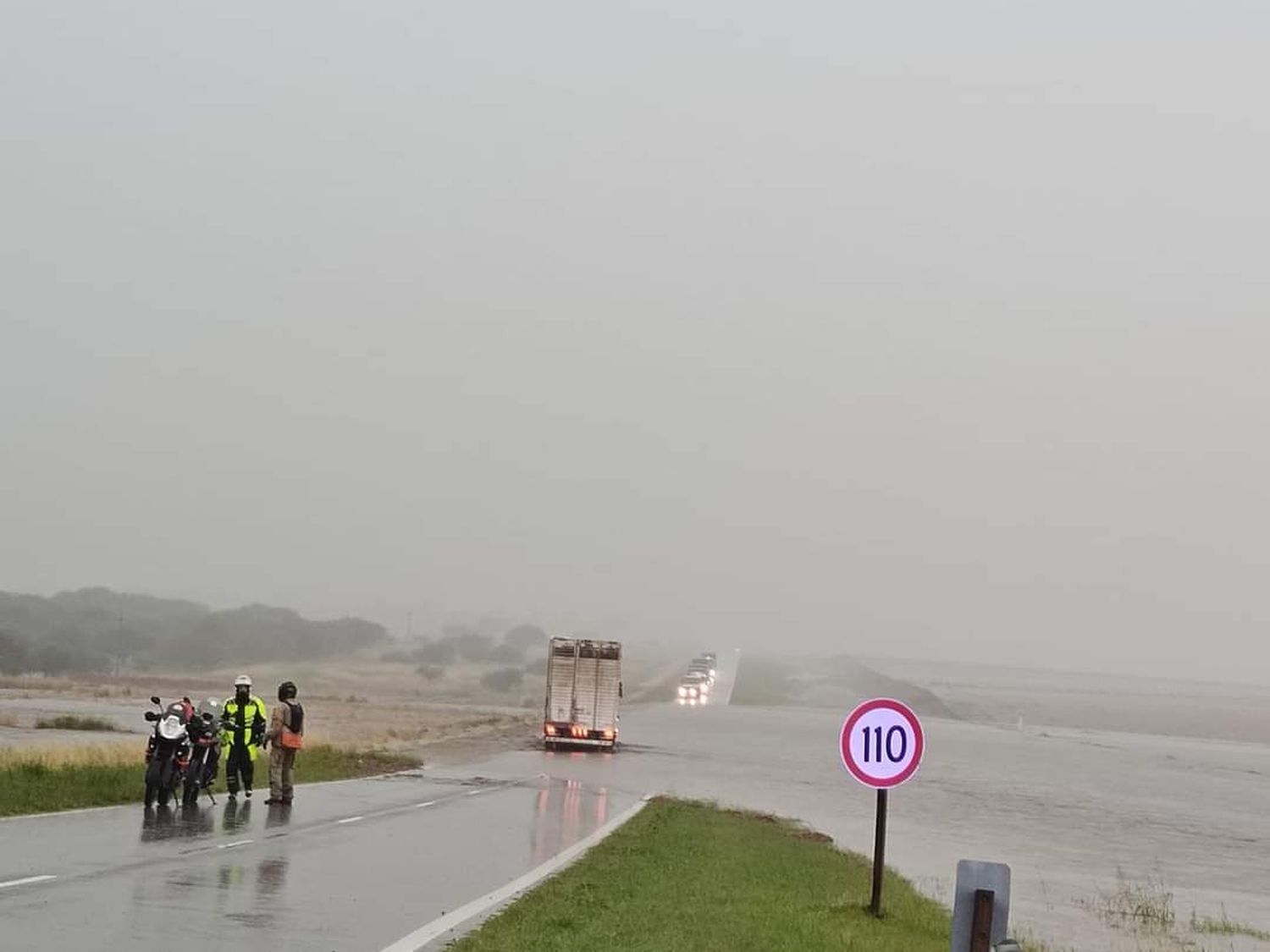 Temporal: así estaba ruta 60 este 27/3/24 (Foto: La Opinión T. Lauquen)