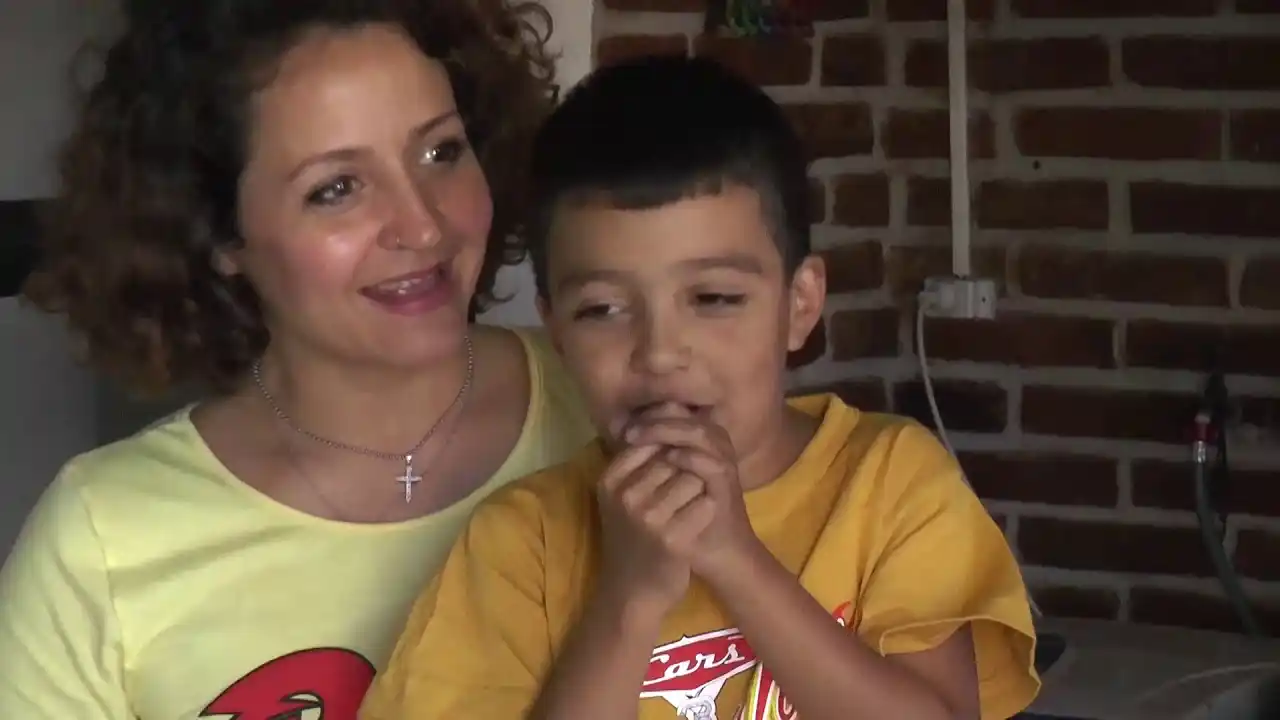 Pollada solidaria para ayudar a la familia de un niño que será operado del corazón