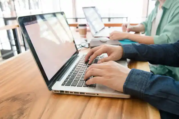 ¿Más rápido? Habilitan ocho nuevas empresas para que presten servicio de Internet