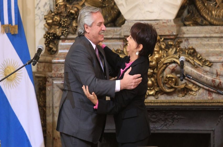 Alberto Fernández, en la jura de Marcó del Pont: “El Frente de Todos empieza una etapa distinta, en unidad”