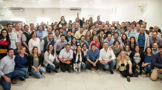 El PRO de Entre Ríos le dio un fuerte respaldo a Macri 
