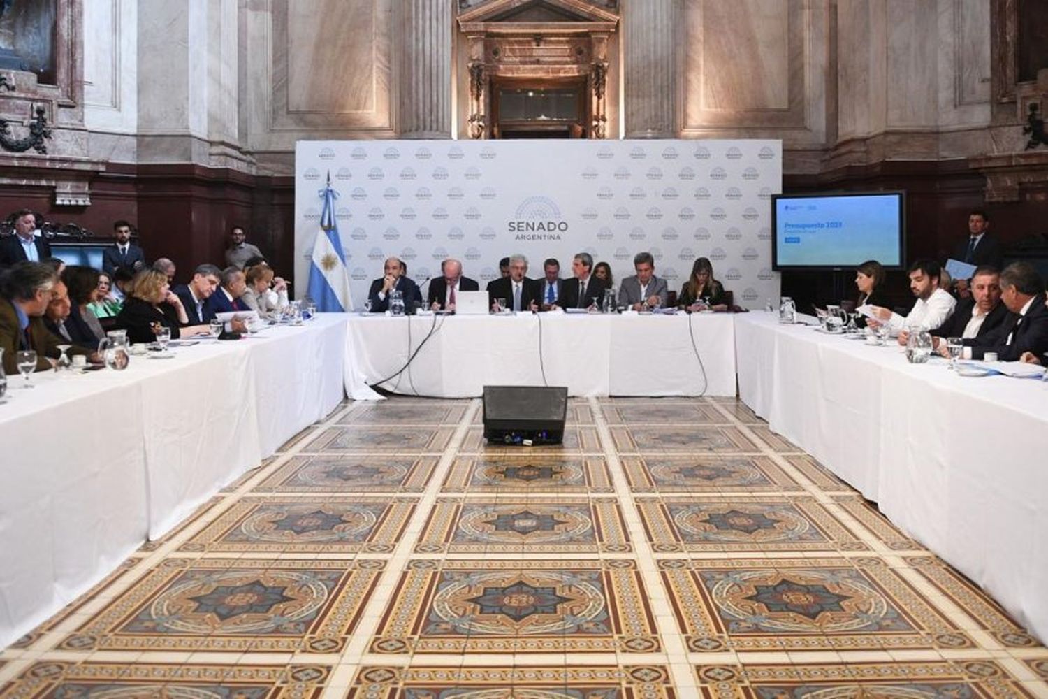 El Senado comenzó a debatir en comisión el Presupuesto 2023