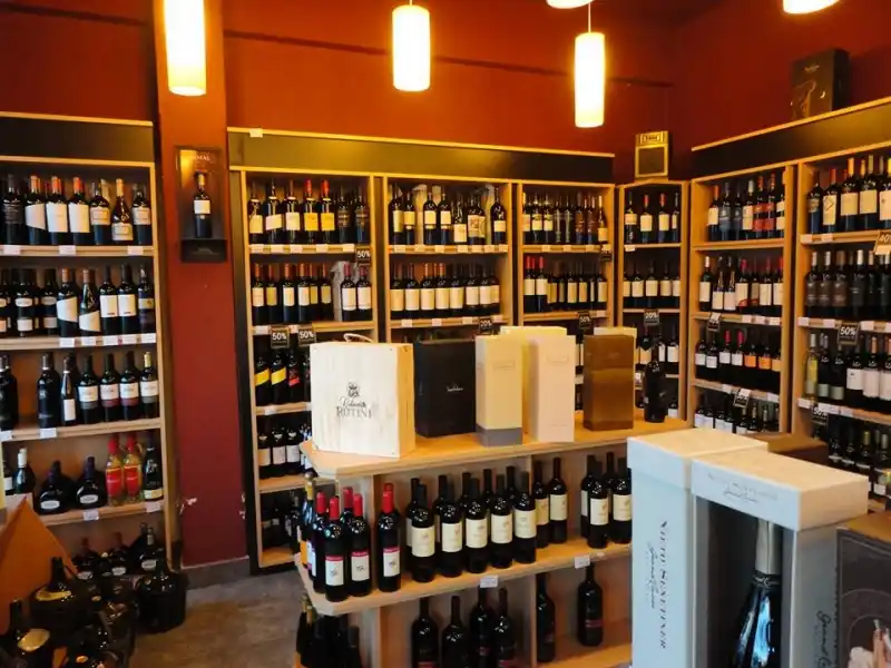 Pablo Maisano - Vinoteca El Tronador
