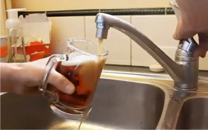 Como si fuera agua: en el futuro, la cerveza podría salir de la canilla