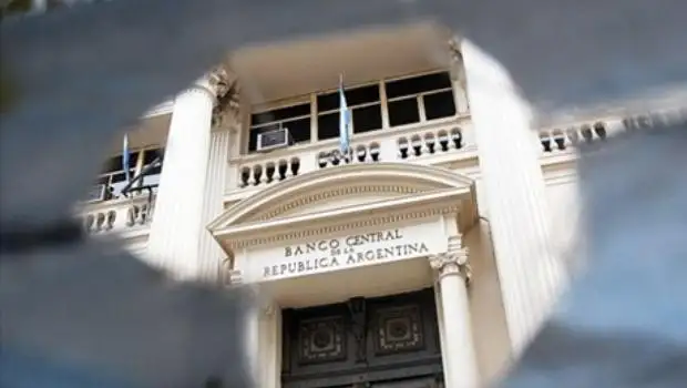 Como esperaba el mercado, el BCRA bajó las tasas en 50 puntos básicos